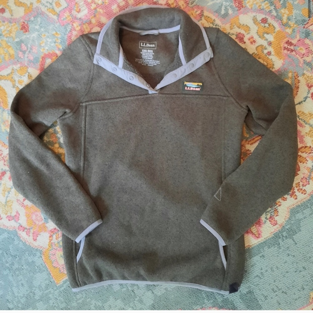 L.L. Bean sweater fleece pullover in army green